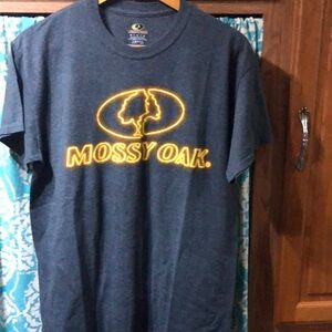 Mossy‎ Oak Gray T-Shirt with Yellow Logo